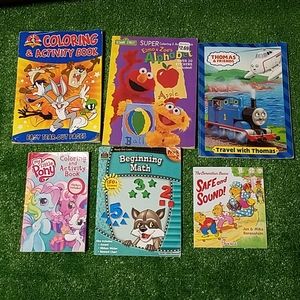 FreeColoring boobundle set used in good conditions